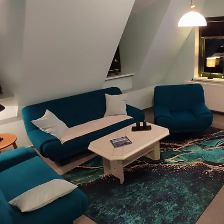 De Luette Nest *